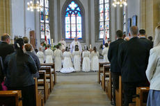 Feier der 1. Heiligen Kommunion in Sankt Crescentius (Foto: Karl-Franz Thiede)